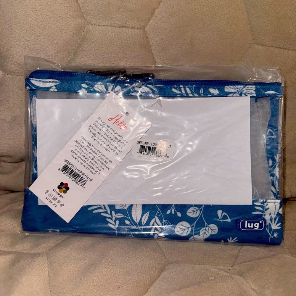 NWT lug seesaw two piece pouch in flourish blue